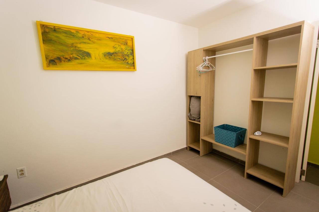 Westpunt Beach Apartments 威廉斯塔德 外观 照片