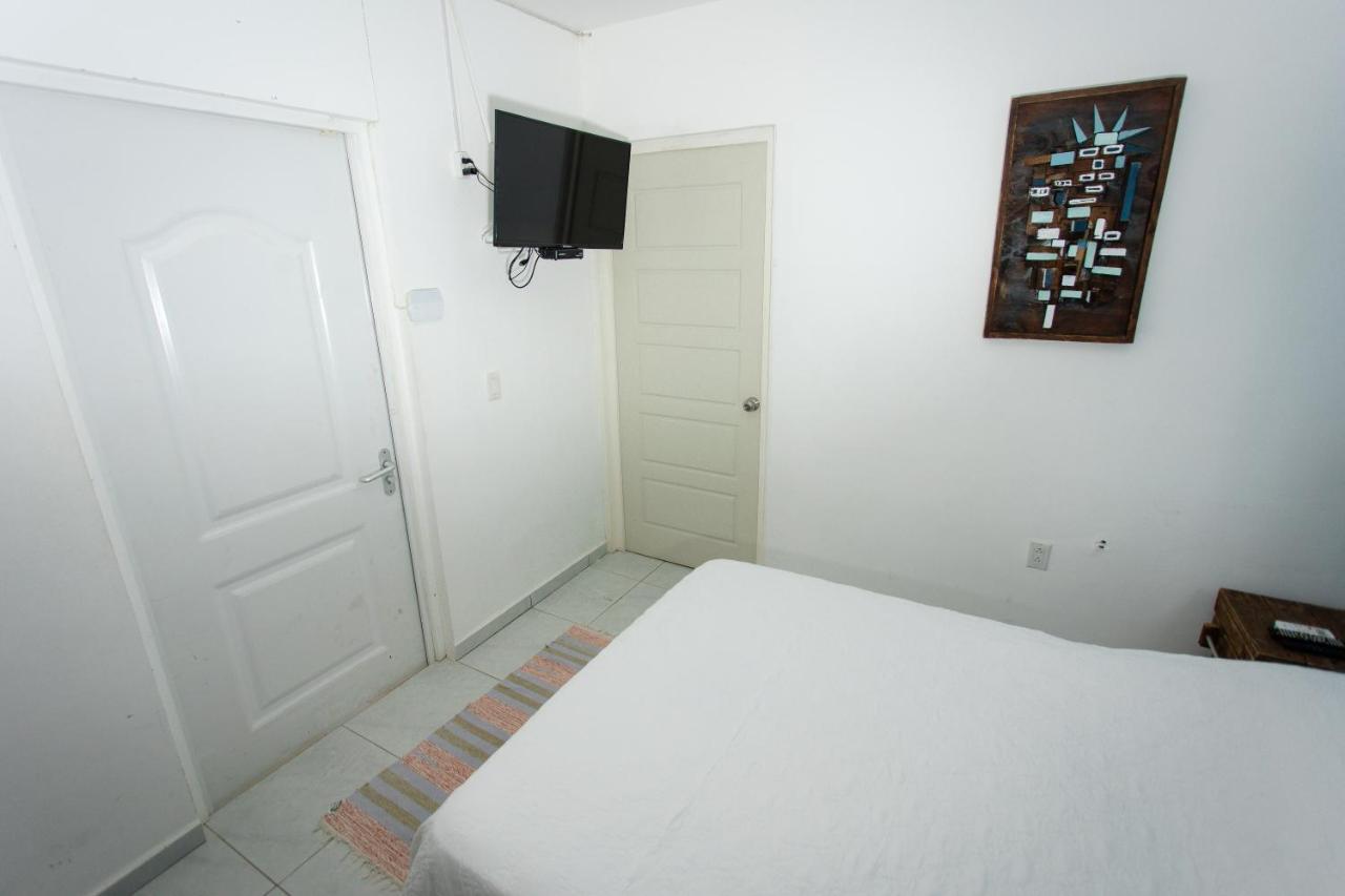 Westpunt Beach Apartments 威廉斯塔德 外观 照片
