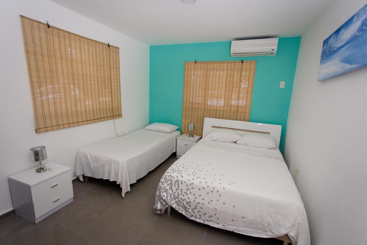 Westpunt Beach Apartments 威廉斯塔德 外观 照片