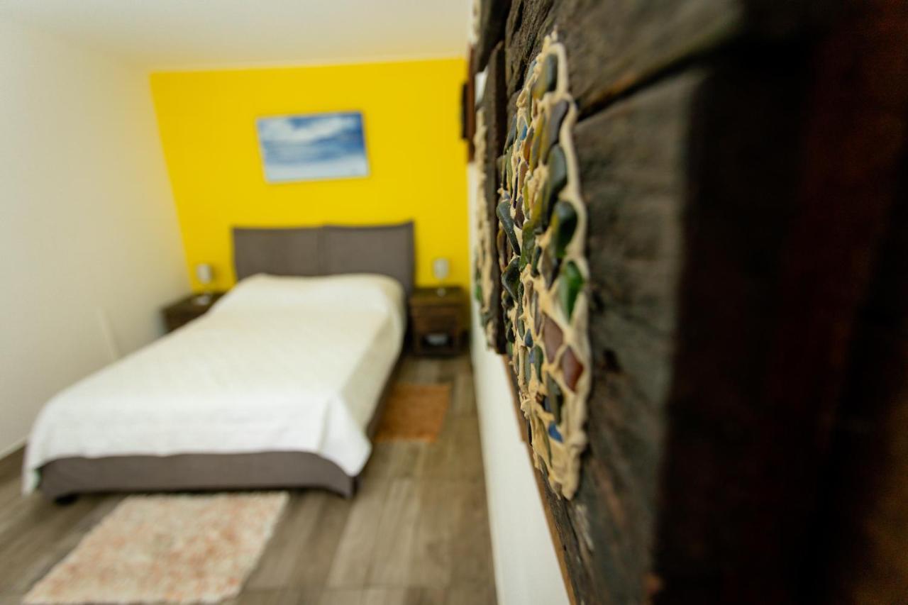Westpunt Beach Apartments 威廉斯塔德 外观 照片