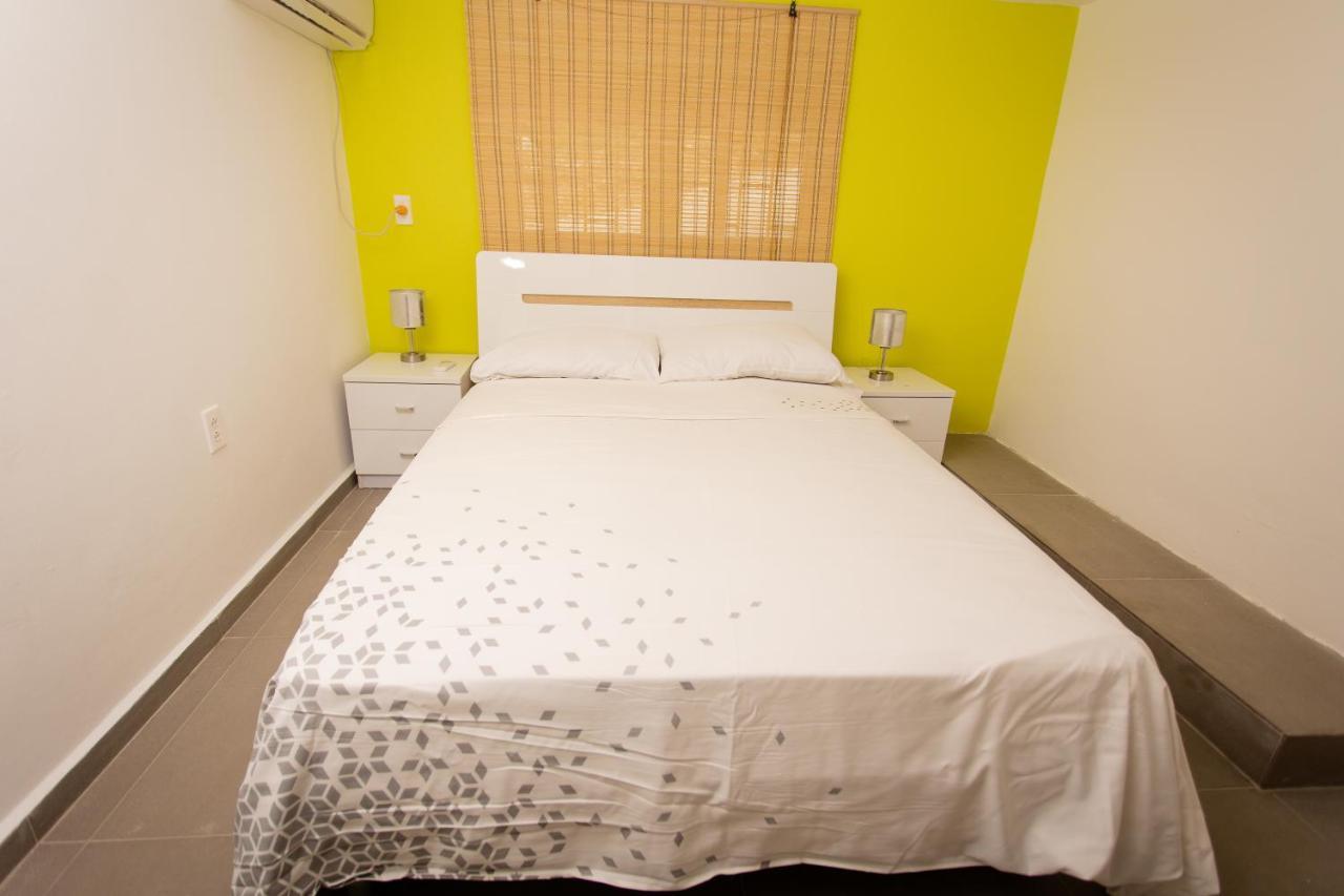 Westpunt Beach Apartments 威廉斯塔德 外观 照片