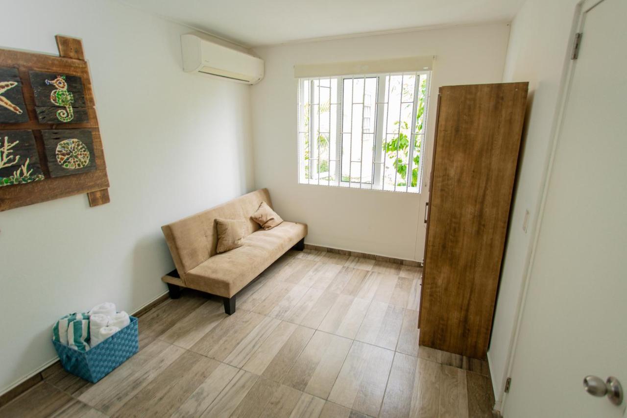 Westpunt Beach Apartments 威廉斯塔德 外观 照片